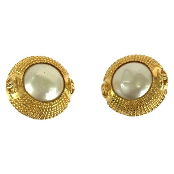 Chanel Coco Mark Faux Pearl Earrings - Picture 1 of 10